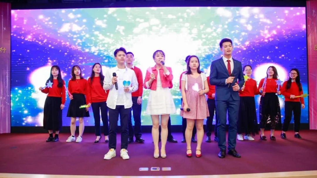 匠心朗华·稳健前行，，，朗华集团2019年度盛典 - 朗华要闻 - 深圳市朗华供应链效劳有限公司