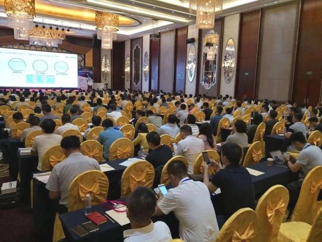 聚焦|第七届中国商贸物流智能仓储工程峰会针对智慧仓储的讨论 - 朗华要闻 - 深圳市朗华供应链效劳有限公司